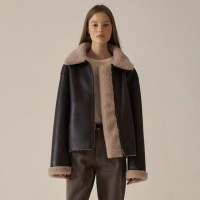 Cappotto reversibile in pelliccia sintetica da donna con design double-face, giacca invernale spessa lunga e corta per autunno e inverno, opzioni nero e marrone_voghion.com