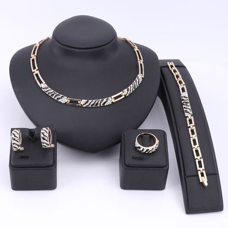 Vrouwen Afrikaanse Kralen Sieraden Sets Kristallen Ketting Oorbel Ring Armband Sieraden Set Goud Kleur Verklaring Accessoires_voghion.com