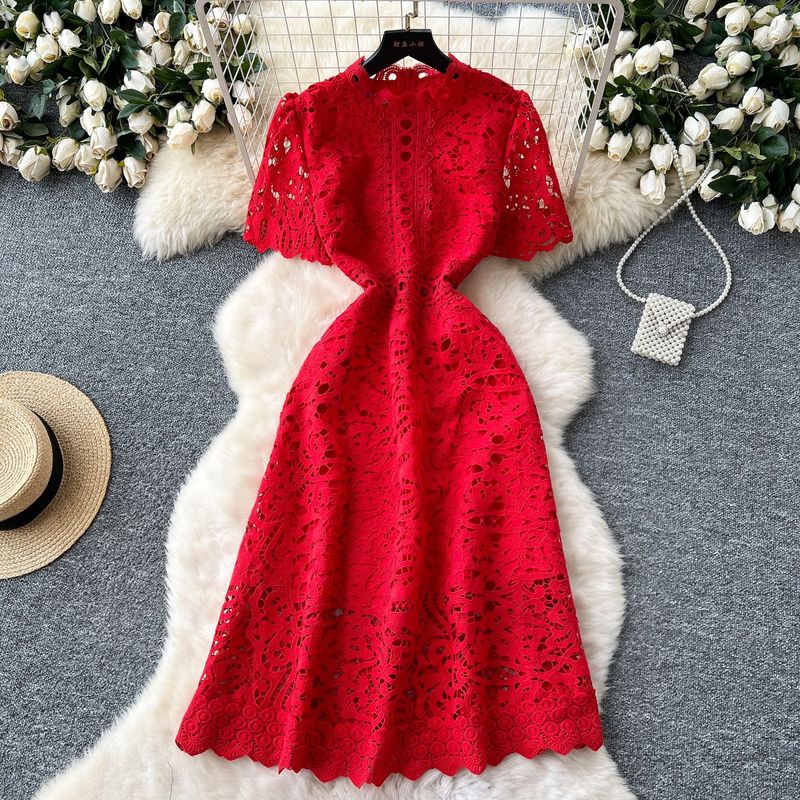 Hochwertiges Hohlhäkelspitzenkleid für Damen, französischer Stil, taillenbetonend, schlankmachend, elegantes kurzärmeliges langes Kleid_voghion.com