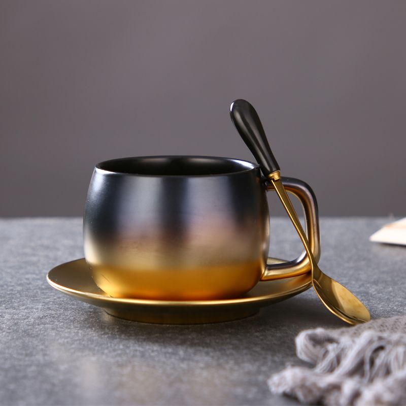 High aesthetic value, light luxury coffee cup, exquisite small luxury, matte black, high-end feeling, home afternoon_voghion.com