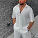 Herrenbekleidung Herren lässig lockere Strandkleidung einfarbig gestreiftes kurzärmeliges Herrenhemd zweiteiliges Set_voghion.com