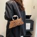 New Original Versatile Outgoing High Capacity Advanced Makeup Bag with High Beauty Value Portable Leopard Pattern Shoulder Bag_voghion.com