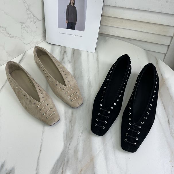 Tot*Em Mocassins plats en daim à bout carré, nouvelle collection, sans étiquette, simples, à la mode, avec bride à rivets et à bouche peu profonde_voghion.com