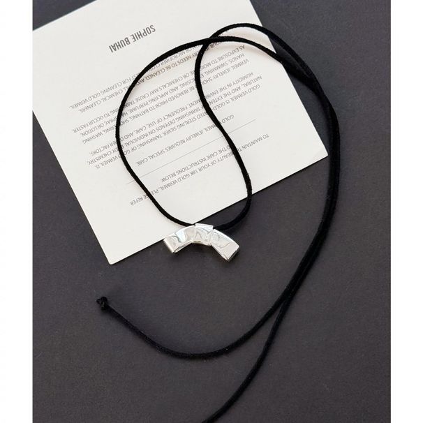 Ins Niche High-End Velvet Ribbon New Large Bow Necklace Choker Sweet Temperament Sweater Chain_voghion.com