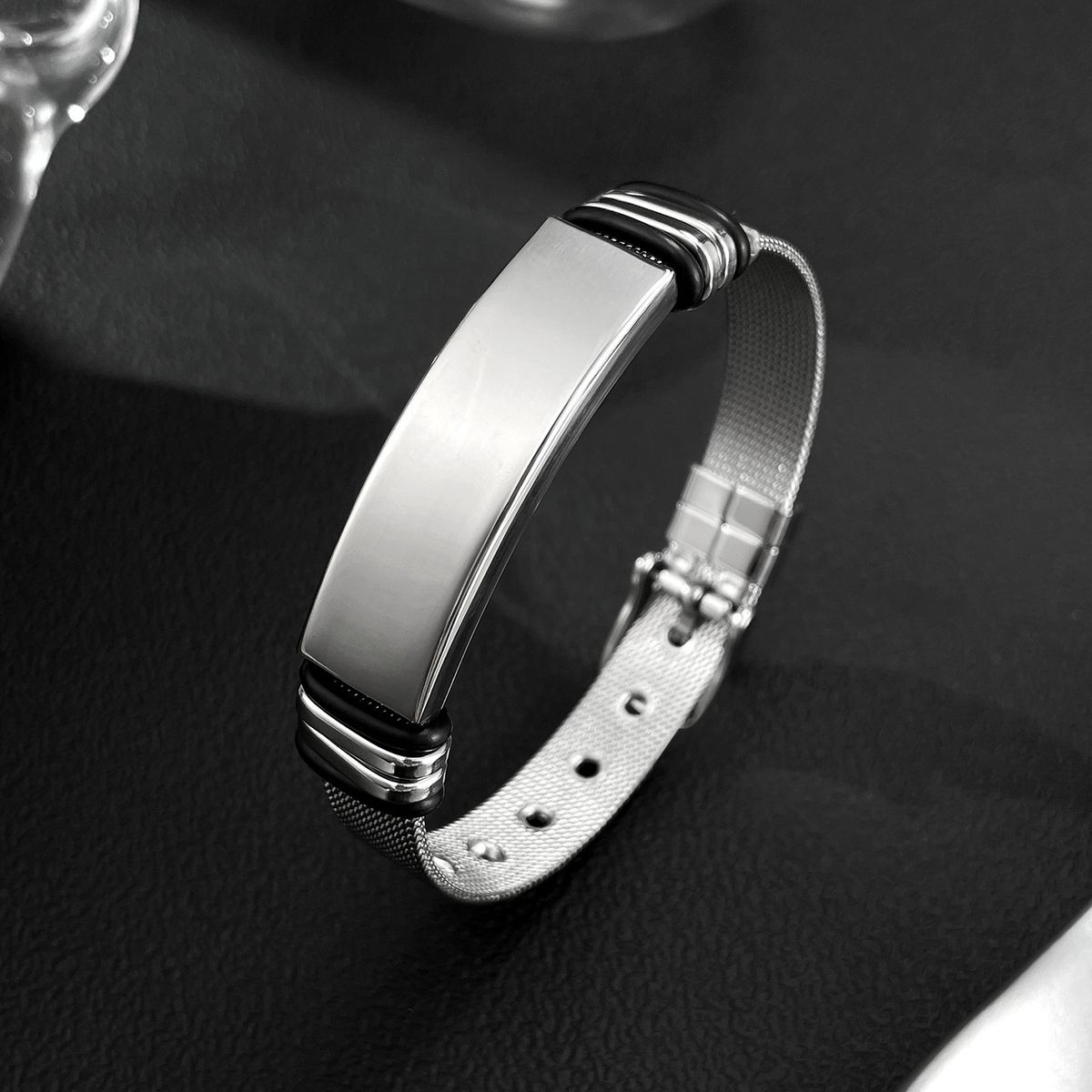 Bracciale da uomo con personalità, in acciaio inossidabile, alla moda, con cintura a rete, con possibilità di incisione, in acciaio al titanio._voghion.com