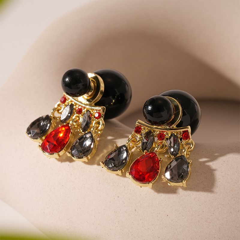 Vintage Contrast Diamond Drop Geometric Silver Needle Earrings Premium Earrings_voghion.com
