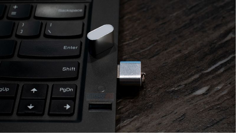 Portable Keychain Memory Card Reader for Easy Data Transfer on Mac & PC_voghion.com