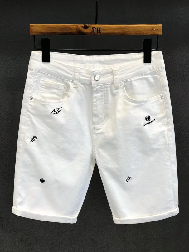 Weiße bestickte Jeans Herren Loose Casual 2023 Sommer Neue Fünf-Punkt-Hose Herren-Shorts Trendy Mittellange Hose_voghion.com