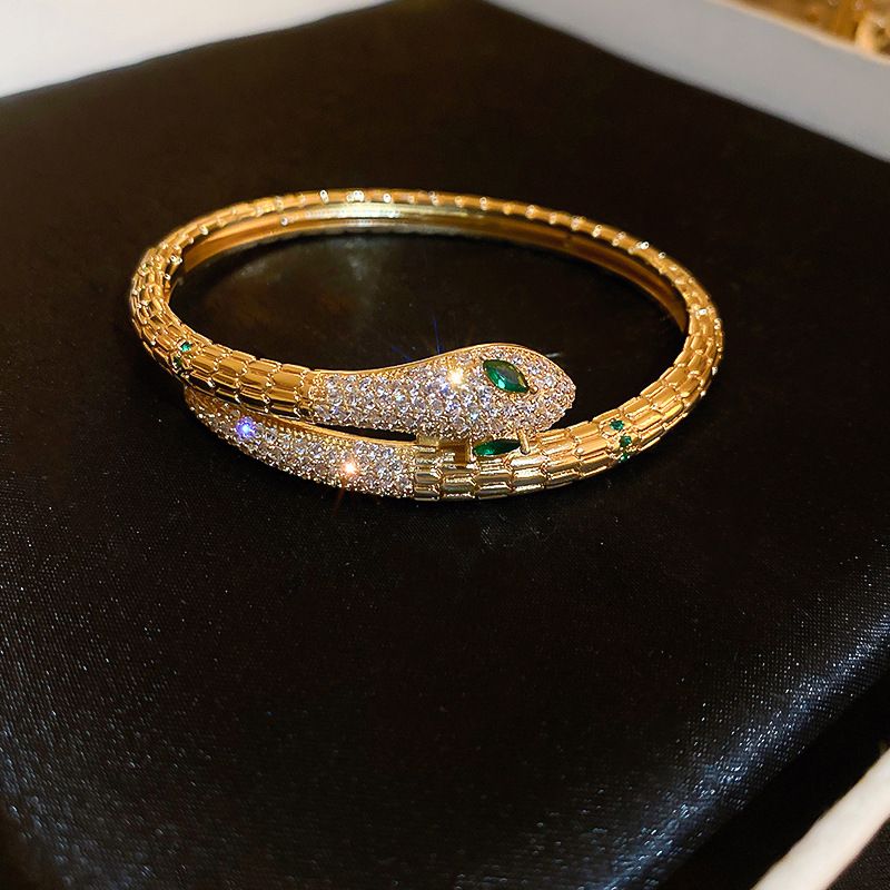 Vergoldetes Zirkon-Schlangenarmband, modisches europäisches und amerikanisches Design-Sinn-Armband, Persönlichkeit, leichter Luxus, kreativer Stil, Handschmuck_voghion.com