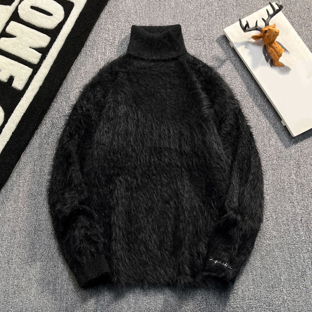 Men’s Faux Fur High-Neck Sweater – Trendy Oversized Knit With Hong Kong Street Style_voghion.com