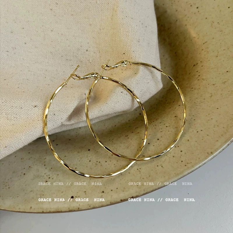 Orecchini pendenti alla moda in metallo di alta qualità con borchie geometriche eleganti e esagerate in argento_voghion.com