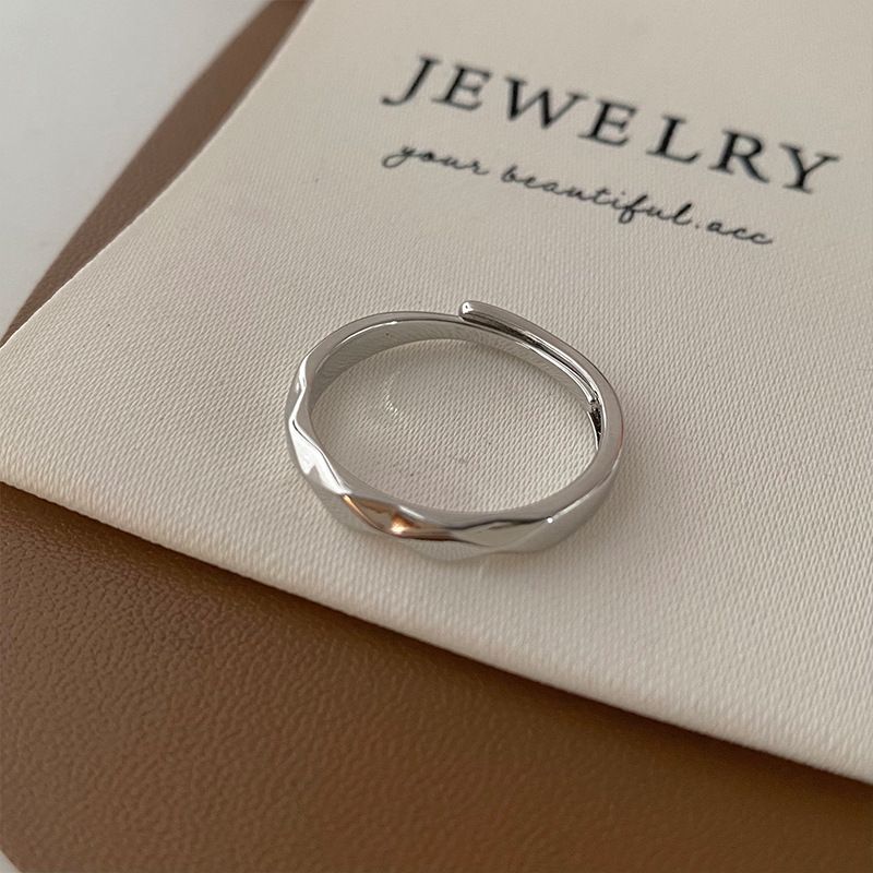 Coronation Of Love Couple Pair Ring, Niche Design, Simple Temperament, Light Luxury, High-end Sensory Open Ring, Index_voghion.com