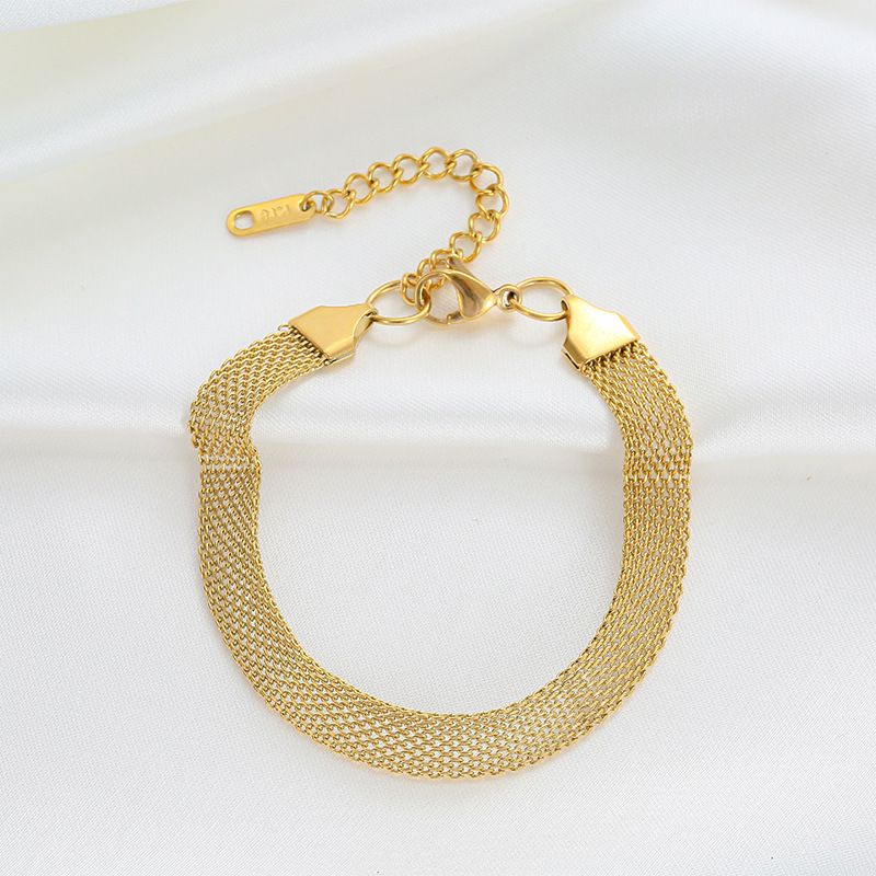 Light Luxury Woven Mesh Titanium Steel Necklace For Women_voghion.com