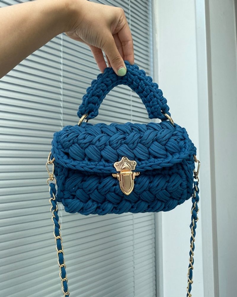 Sac tissé à la main avec la même ligne de tissu Hyuna, sac de matériel de bricolage, sac à bandoulière en laine crocheté pour femmes, automne et hiver_voghion.com
