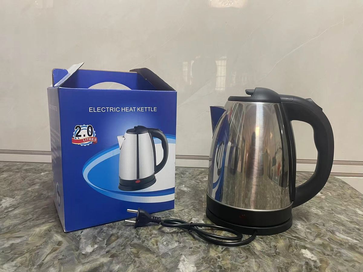 Stainless Steel Electric Kettle – 2.3L, 110V/220V, 1000W Fast Boiling 360° Swivel Base, Ideal For Home & Office (White/Green/Silver)_voghion.com