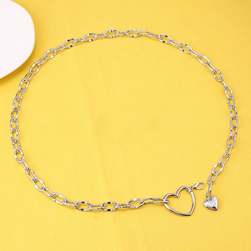 Gioielli semplici e versatili con grande catena color pesca scavata, ciondolo a forma di cuore con lettera in stile freddo, accessorio per la vita_voghion.com