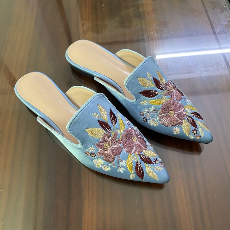 Damenschuhe, rutschfeste Damen-Einzelschuhe, bestickte Blumen, flache, spitze Pantoletten, geschlossene Zehenpartie, Outdoor-Schuhe, Retro-Schuhe_voghion.com