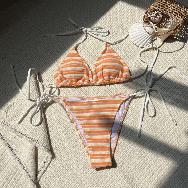 Bikini da bagno a righe in tessuto per asciugamano da donna, piccolo, fresco e sexy, con spacco sul costume da bagno_voghion.com