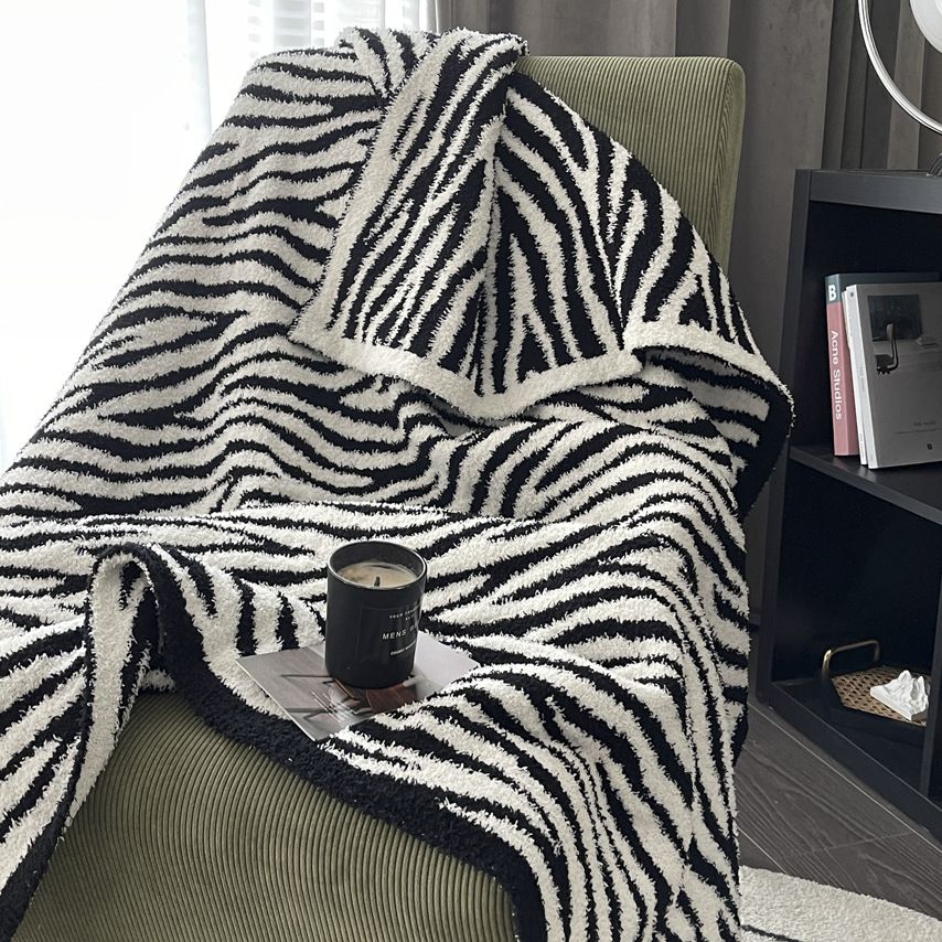 New Multifunctional Zebra Print Warm Thick Office Sofa With Knitted Cover Blanket_voghion.com