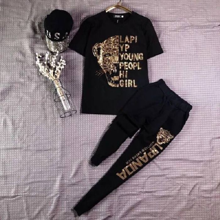 Naiste uus retro niši disain, moodne lühikeste varrukatega kaheosaline ülikond._voghion.com