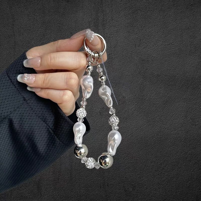 Ins High Grade Super Flash Mobile Phone Diamond Keychain Pendant All Match Anti Chain Special Shaped Pearl Bow Mobile Phone Chain_voghion.com