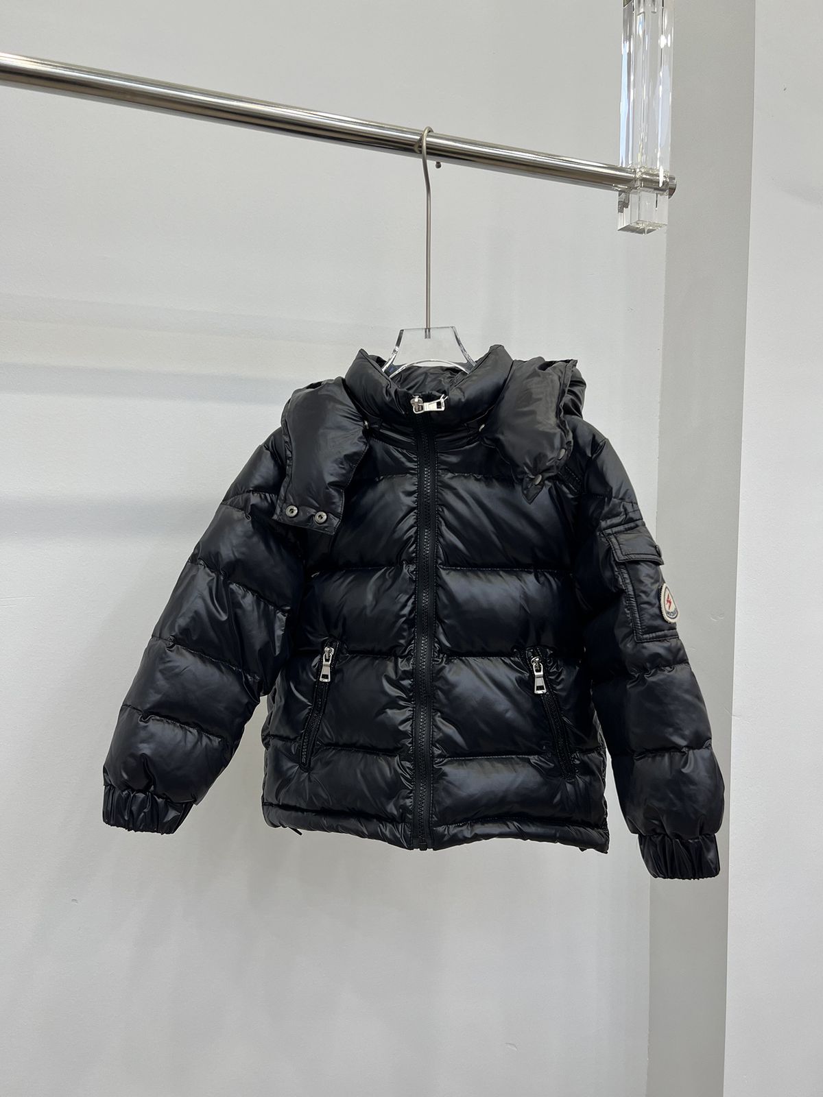 Children's Down Jacket Boys Short Winter New Baby Thick Warm Three Proof Shiny Surface Medium And Large Children's Boys And Girls Jacket_voghion.com