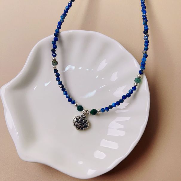Collana di perline color lapislazzuli di design da donna, leggera, di lusso, con un alto senso di semplicità e con tutto lo stile nazionale retrò._voghion.com