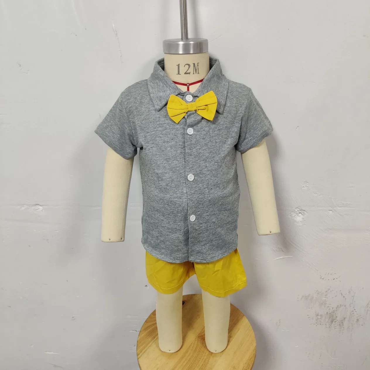Vêtements d'été pour bébés et enfants garçons, veste à simple boutonnage avec nœud à revers, costume short de couleur unie_voghion.com