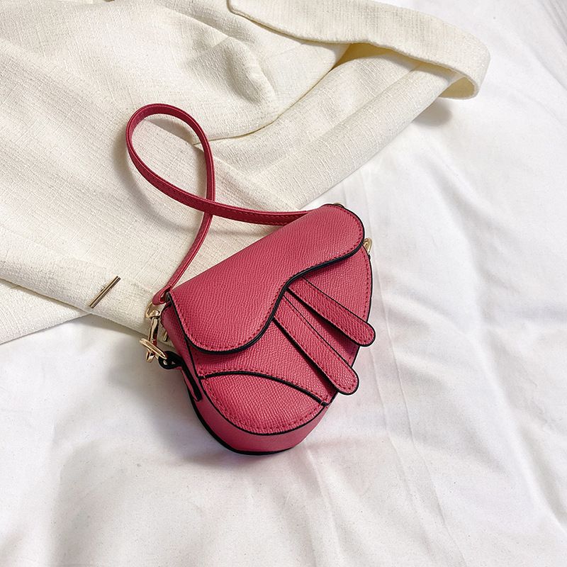 Women's 2023 Summer Cross Trendy Solid PU Saddle and Fashionable One Shoulder Crossbody Bag_voghion.com