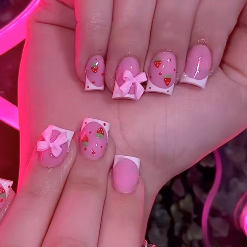 Short glossy European and American French bow strawberry cute sweet wear nail simple ins All-match wear nail 24_voghion.com