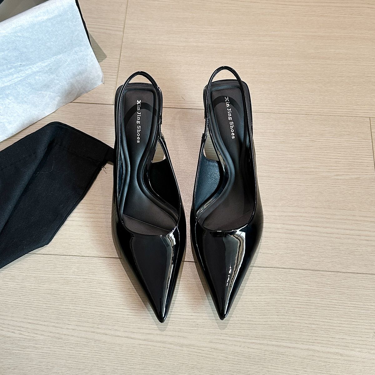 623-1 Wine Red Pointed Toe Mid-Heel New Style Shallow Mouth Simple Hollow Back Strap Backless Single Shoes For Women_voghion.com