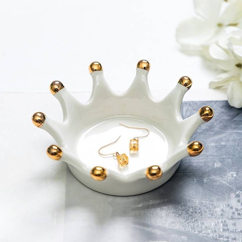 ​Crown-Shaped Ceramic Jewelry Dish - Multi-Functional Ring Holder, Earring Tray & Decorative Trinket Bowl For Vanity, Ashtray & Candle Stand_voghion.com