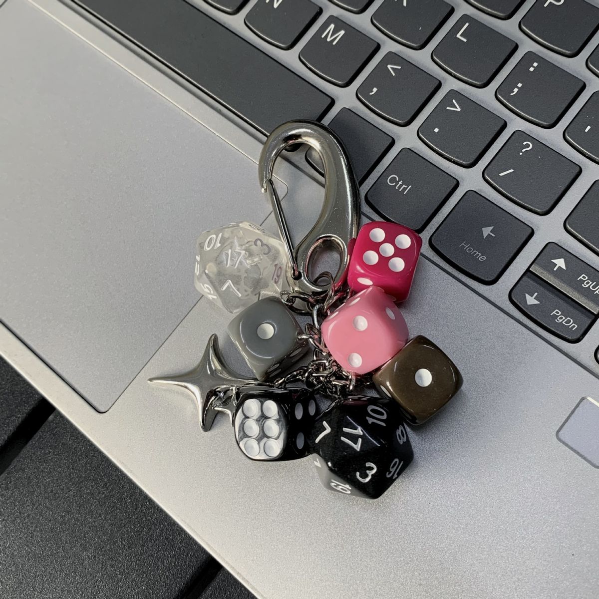 Destiny Universal Pink Dice Retro Personality Bag Hanging Keychain Bag Pendant Trendy Color Advanced Matching Pendant_voghion.com