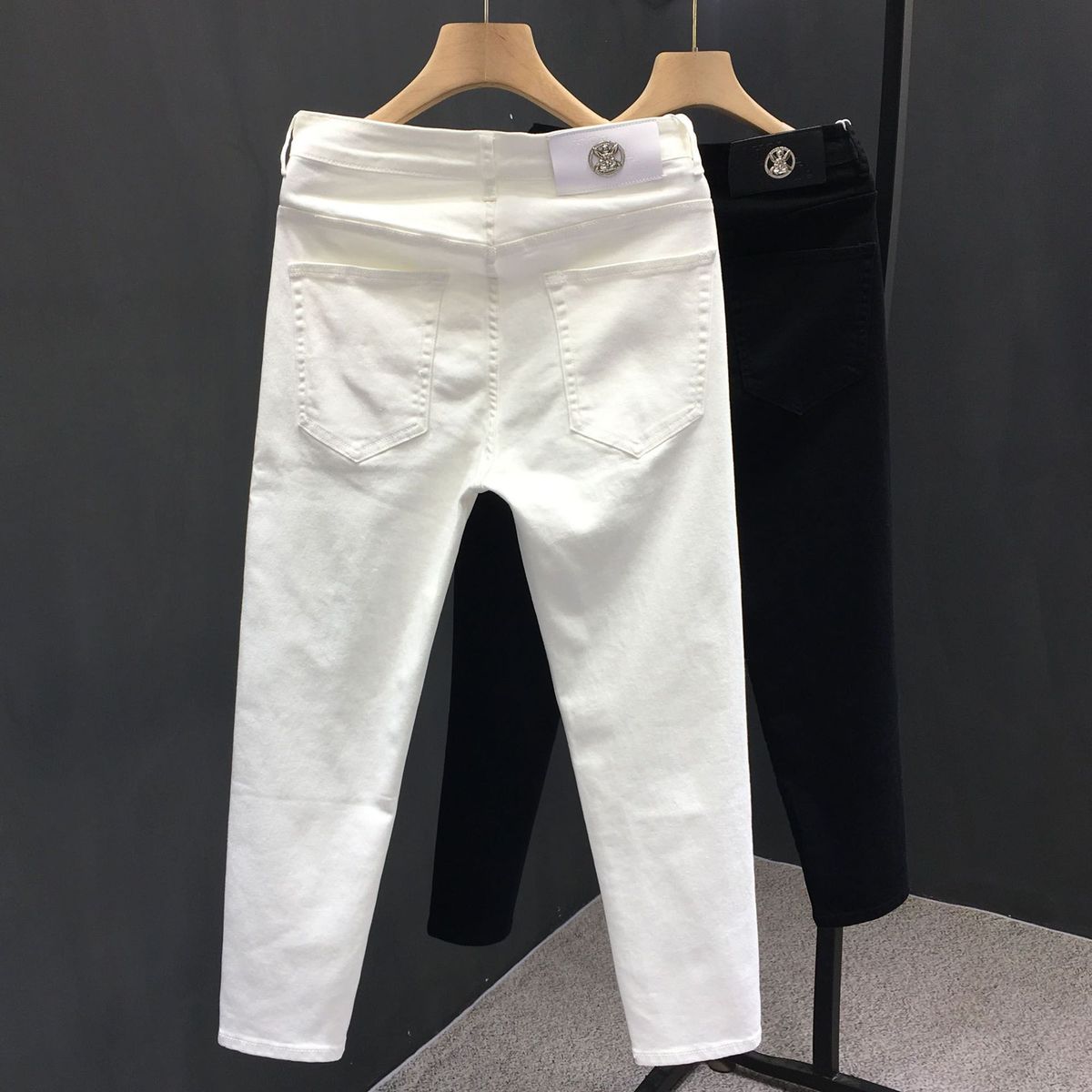 Trendy and trendy jeans, men's elastic slim fit, small feet, color, niche design, high-end feeling, solid color casual_voghion.com