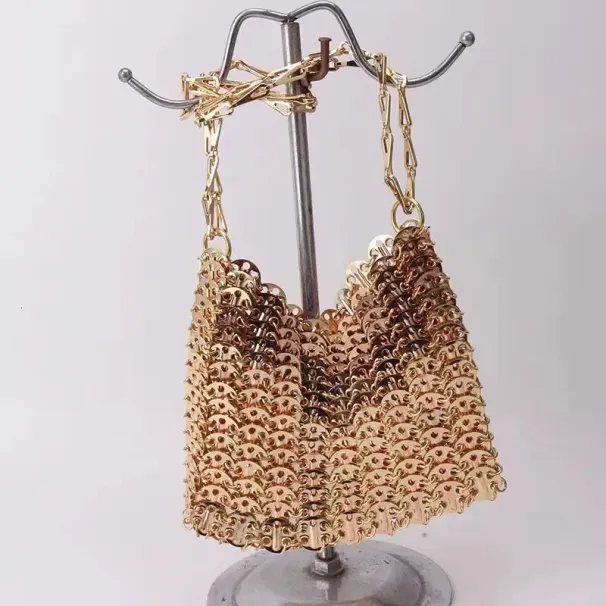 Vendo catena intrecciata con paillettes in metallo color oro argento per donna Y borsa da sera traforata per feste, custodia per cellulare 250324_voghion.com