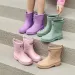 Damen Niedrige rutschfeste Küchen-Regenschuhe Wasser Frau Gummi Garten Galoschen Slip-on Regenstiefel Kurze Stiefel 231030_voghion.com