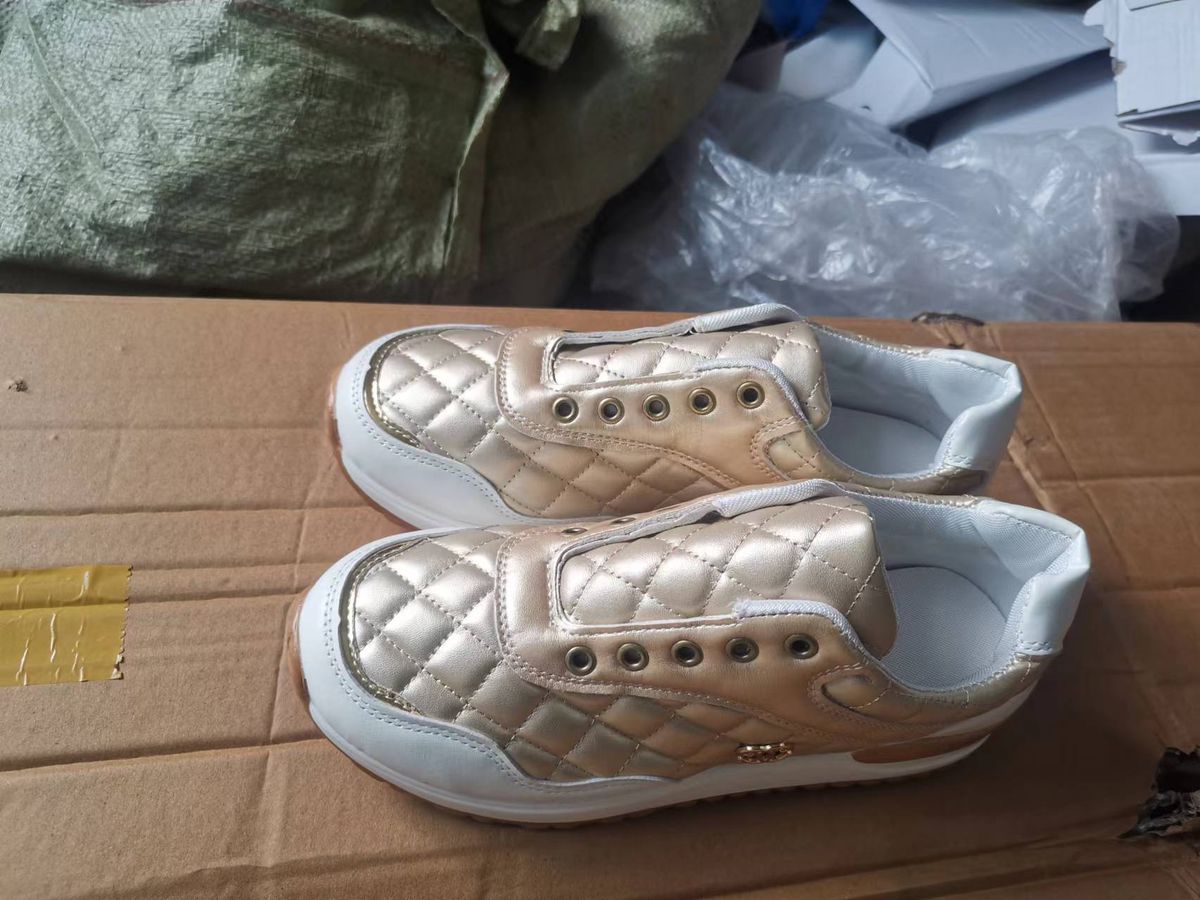 Atmungsaktive Schnür-Sneaker für Damen und Herren – leichte, rutschfeste Freizeitschuhe mit Fußgewölbeunterstützung, bequem zum Gehen, Laufen und für den Alltag_voghion.com