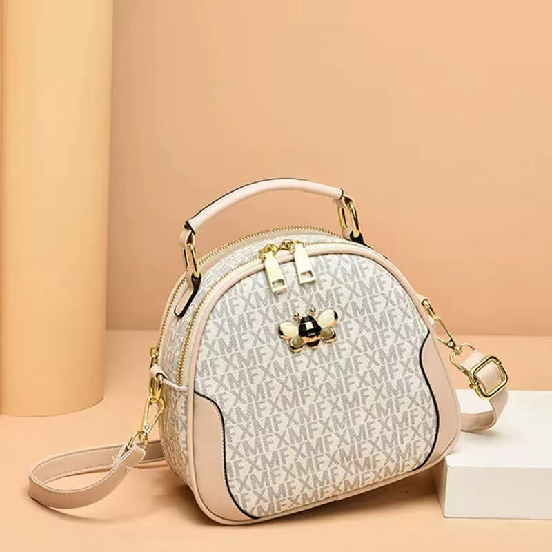Fashionable foreign style small bag female high end sense 2024 new trendy all match portable net red Messenger Messenger single shoulder large _voghion.com
