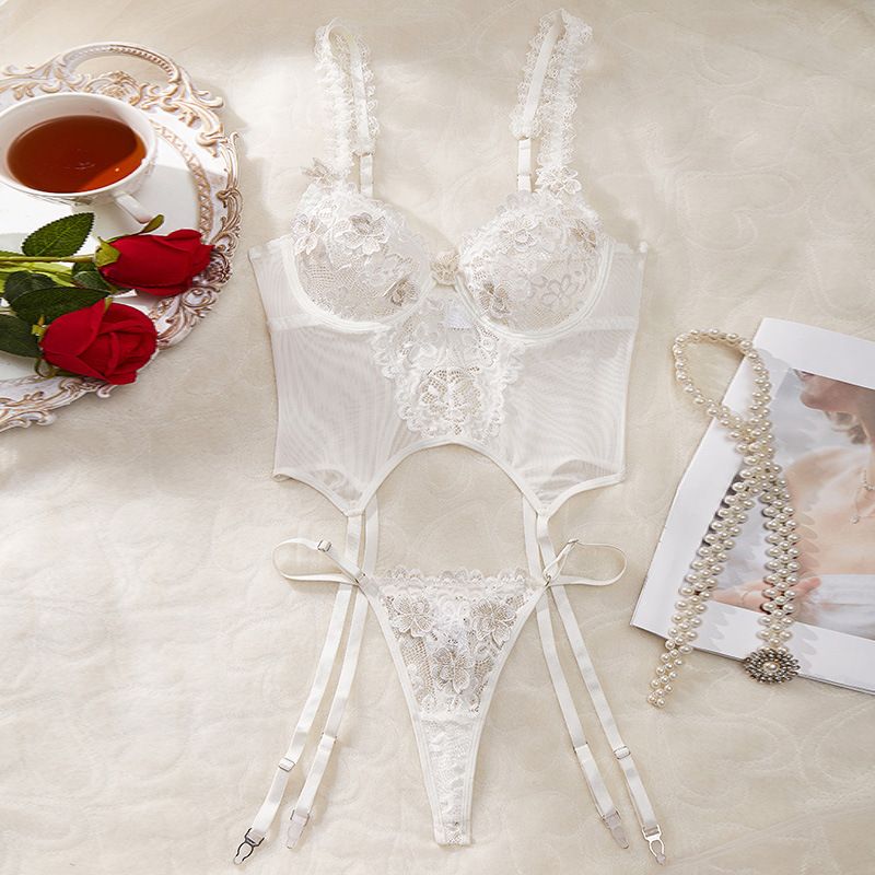 Sexy lace transparent sexy lingerie set, passionate and seductive uniform, bra, thong, two-piece set_voghion.com
