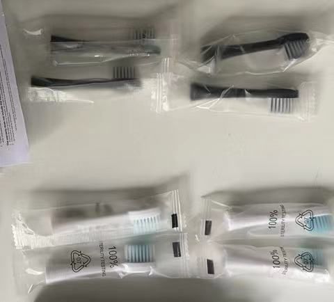 Šešių lygių įkraunamas elektrinis dantų šepetėlis su visiškai automatiniu minkštų šerelių įkrovimu_voghion.com