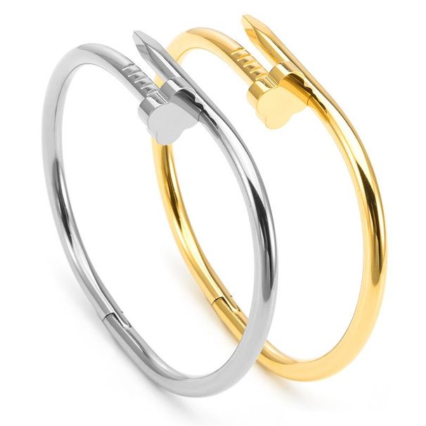 Nuovo braccialetto a forma di cuore color pesca chiaro con unghia a forma di quadrifoglio in acciaio al titanio e nicchia, tutto abbinato_voghion.com