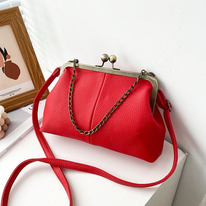 Borsa da dottore Borsa a conchiglia versatile e popolare Borsa a tracolla semplice con motivo a litchi Borsa a tracolla con catena Borsa da donna_voghion.com