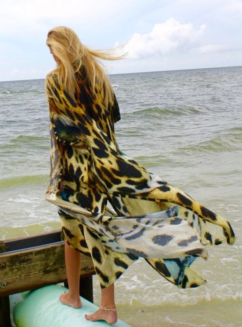 Women's beach concealer bikini sunscreen top tiger print positioning flower holiday cardigan_voghion.com