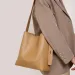 Designer 2025 Women's Genuine Should 2024 New Crossbody Versatile Leather Shoulder Large Capacity Commuter Bucket Bag_voghion.com