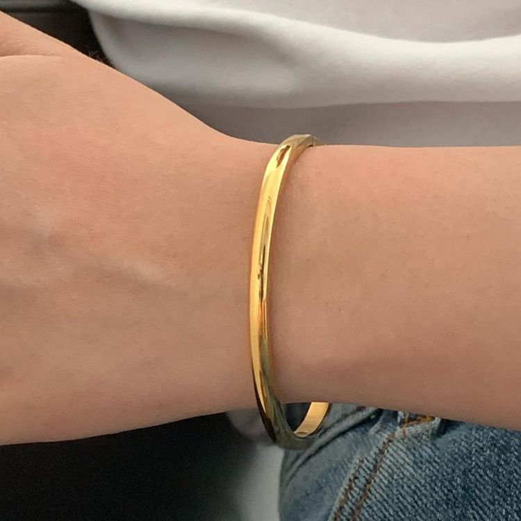 Braccialetti con ciondoli Bracciale in metallo con zirconi in acciaio inossidabile di alta qualità per le donne Nicchia Retro Personalità Semplice Temperamento Versatile Gioielli di moda_voghion.com