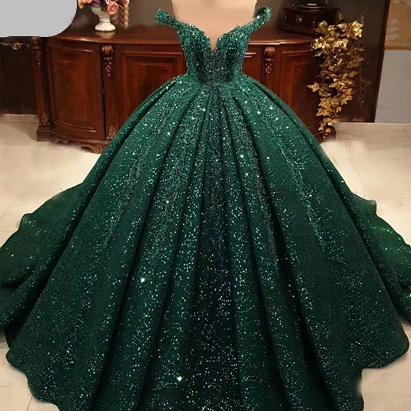 European And American Wedding Dress 2025 New Deep V One Shoulder Palace Style Big Fluffy Wedding Dress Trailing Wedding Dress_voghion.com