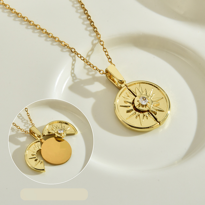Women's Jewelry Clavicle Chain Can Be Opened And Closed Short Necklace Can Be Engraved Titanium Steel Love Pendant_voghion.com