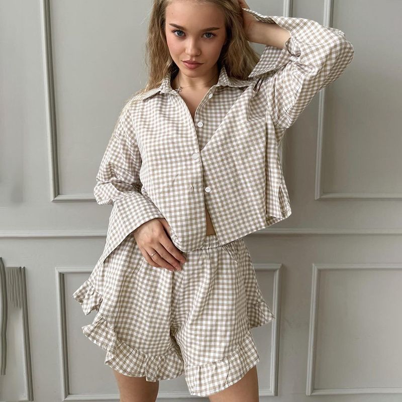 2025 Sommer Neues kariertes Langarmhemd, Weite Shorts Zweiteiliges Set, Designgefühl, Modisches Temperament,_voghion.com