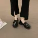 Schwarze Damen-Plateau-Loafer: Retro-Slipper mit Blockabsatz, lässige und elegante Pumps zum Hineinschlüpfen, Größe 4 Cd41f_voghion.com