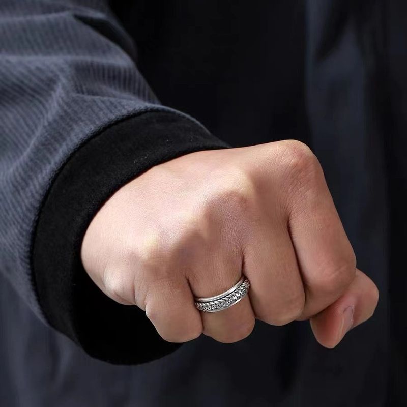 2024 New Cuban Chain Cool For Men Trendy Brand High-end Hip-hop Plain Band Index Finger Ring_voghion.com